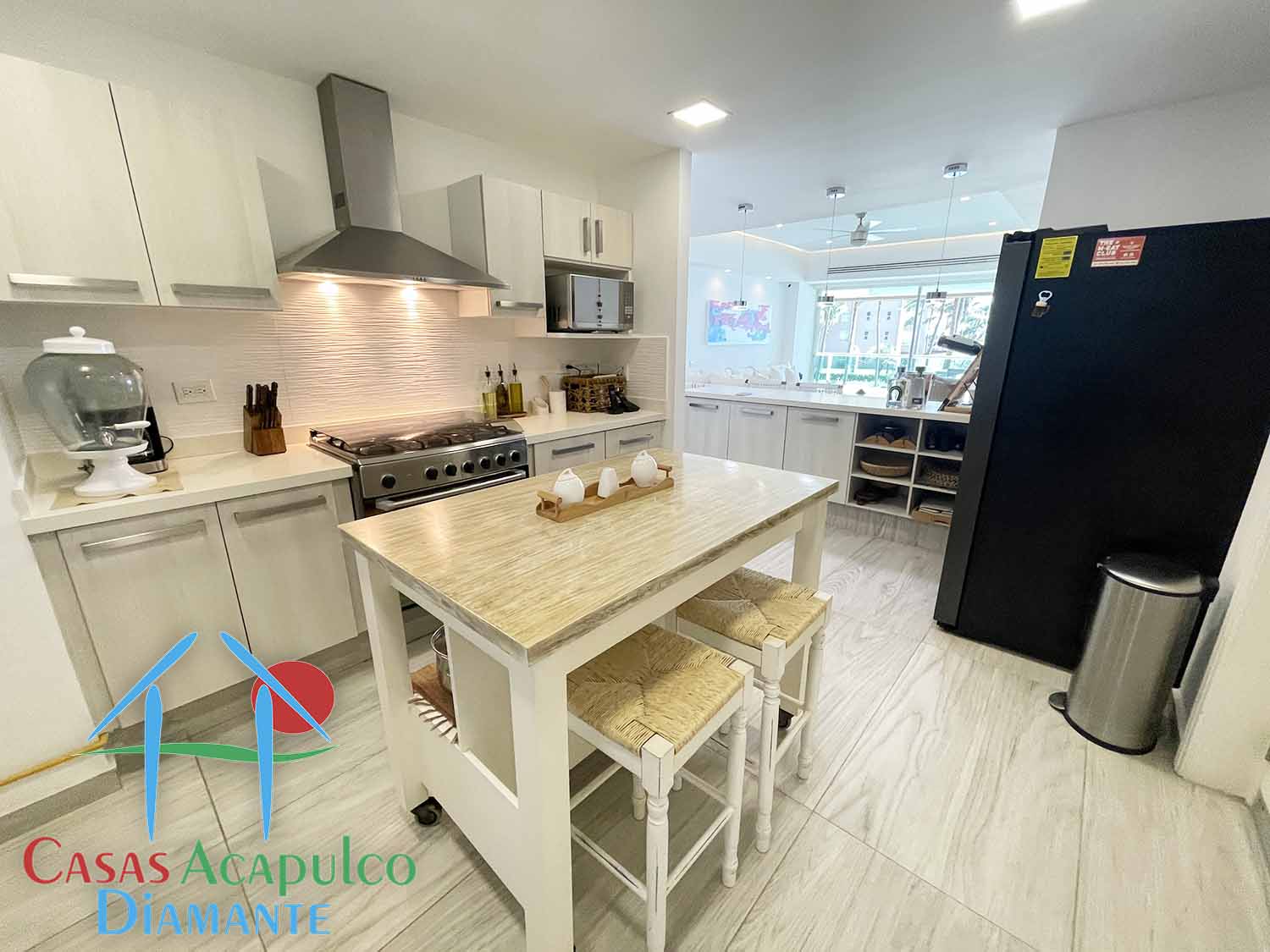 Maralago C 202 - Cocina antes de Otis 7